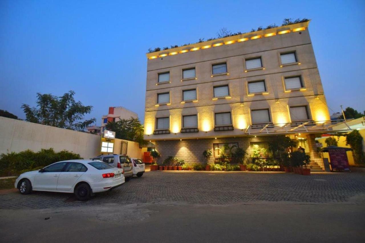 Hotel De Nada-A Luxury Stay Τζαϊπούρ Εξωτερικό φωτογραφία